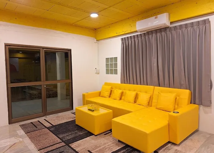 The Yellow House Poolvilla