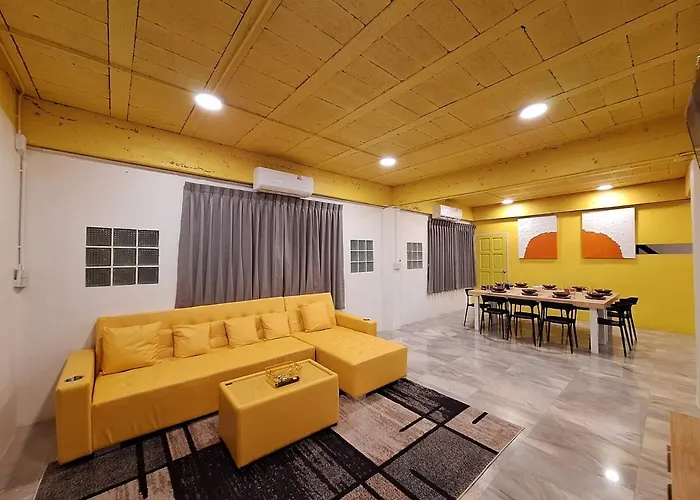 The Yellow House Poolvilla Pousada *